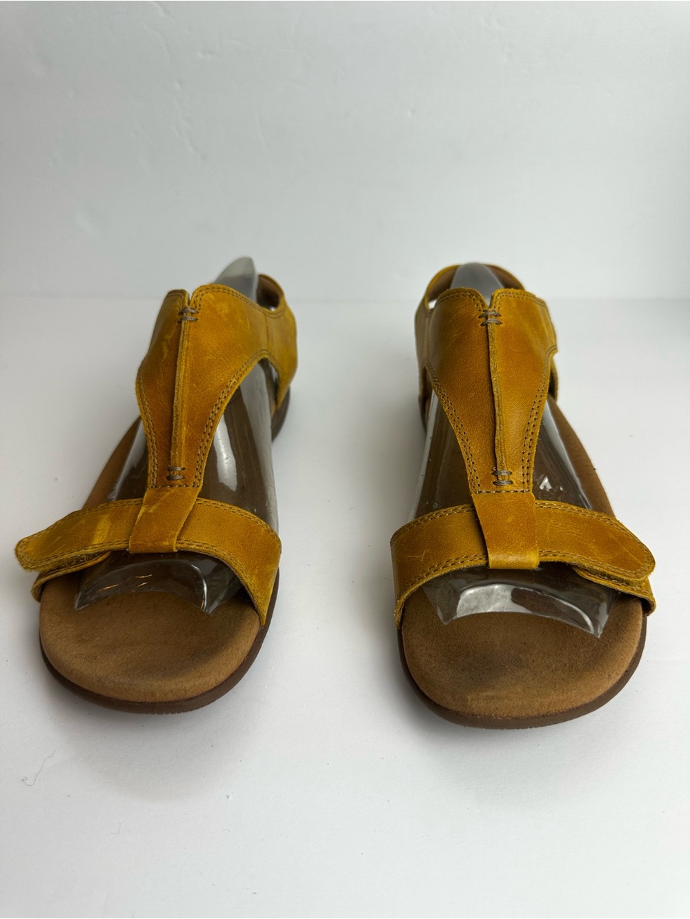 Taos The Show Leather T Strap Sandal Women’s 9 Yellow Casual Comfort Support - Picture 6 of 10